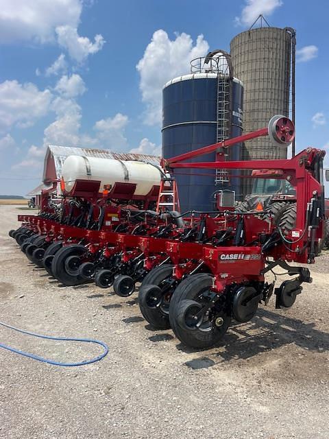 Image of Case IH 1250 equipment image 4