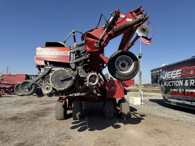 Image of Case IH 1200 equipment image 2