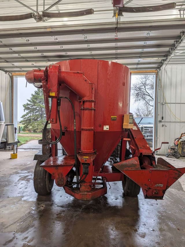 Image of Case IH 1250 equipment image 2