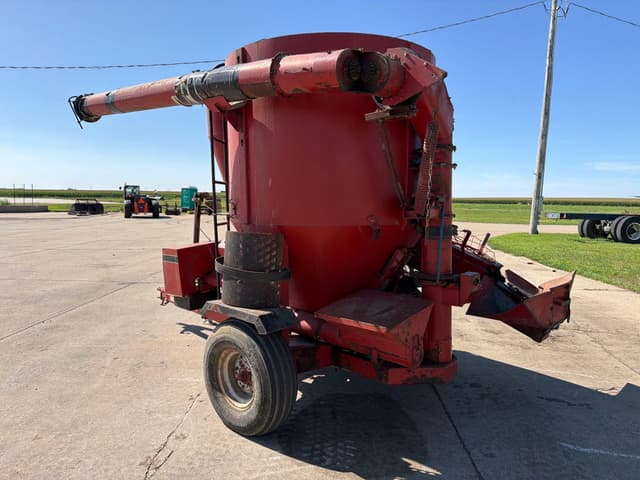 Image of Case IH 1250 equipment image 4