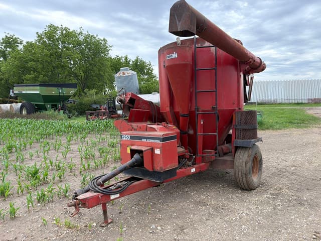 Image of Case IH 1250 equipment image 1