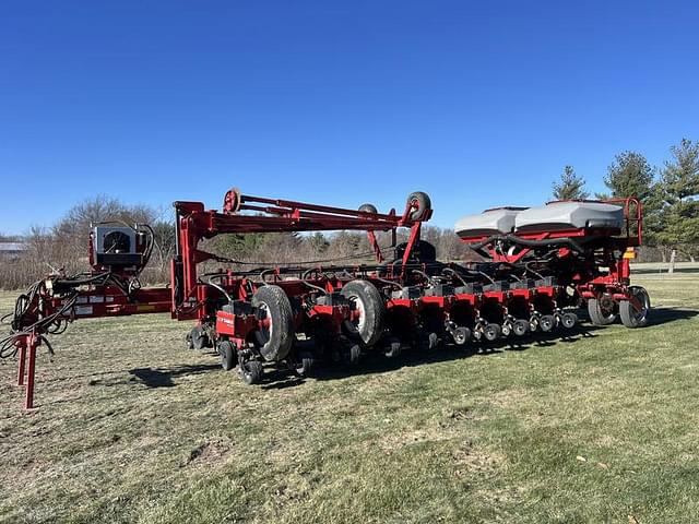 Image of Case IH 1250 equipment image 1