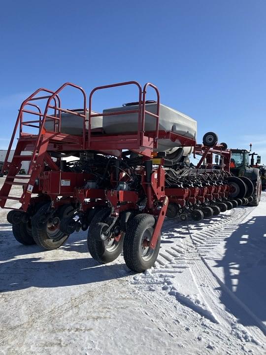 Image of Case IH 1250 equipment image 2