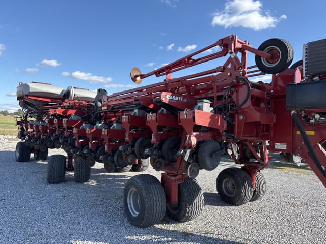 Image of Case IH 1260 equipment image 1