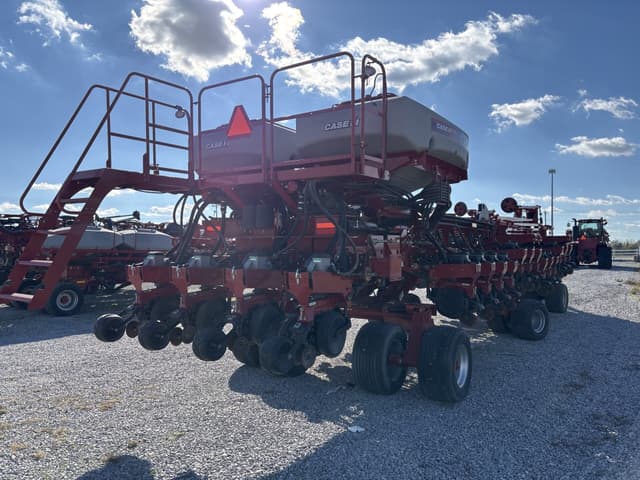 Image of Case IH 1260 equipment image 2
