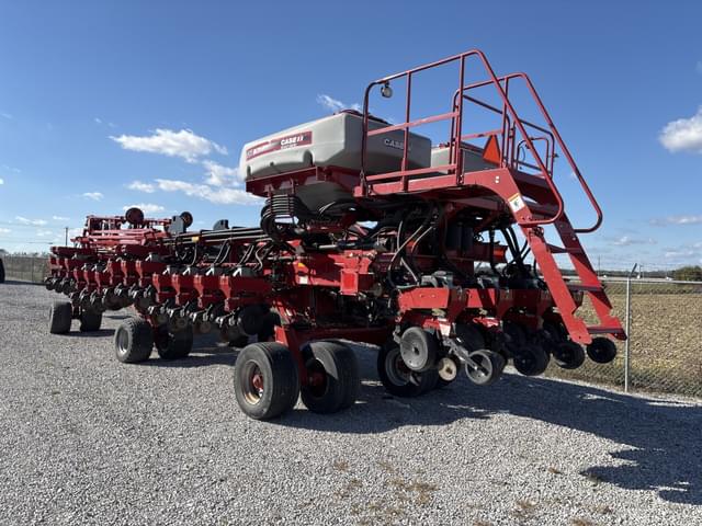 Image of Case IH 1260 equipment image 4