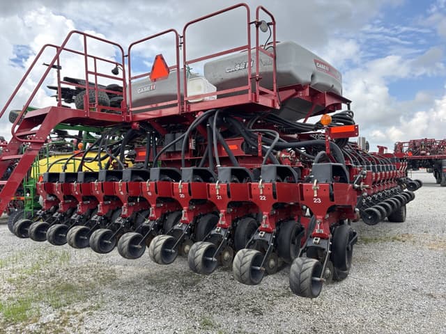 Image of Case IH 1260 equipment image 2