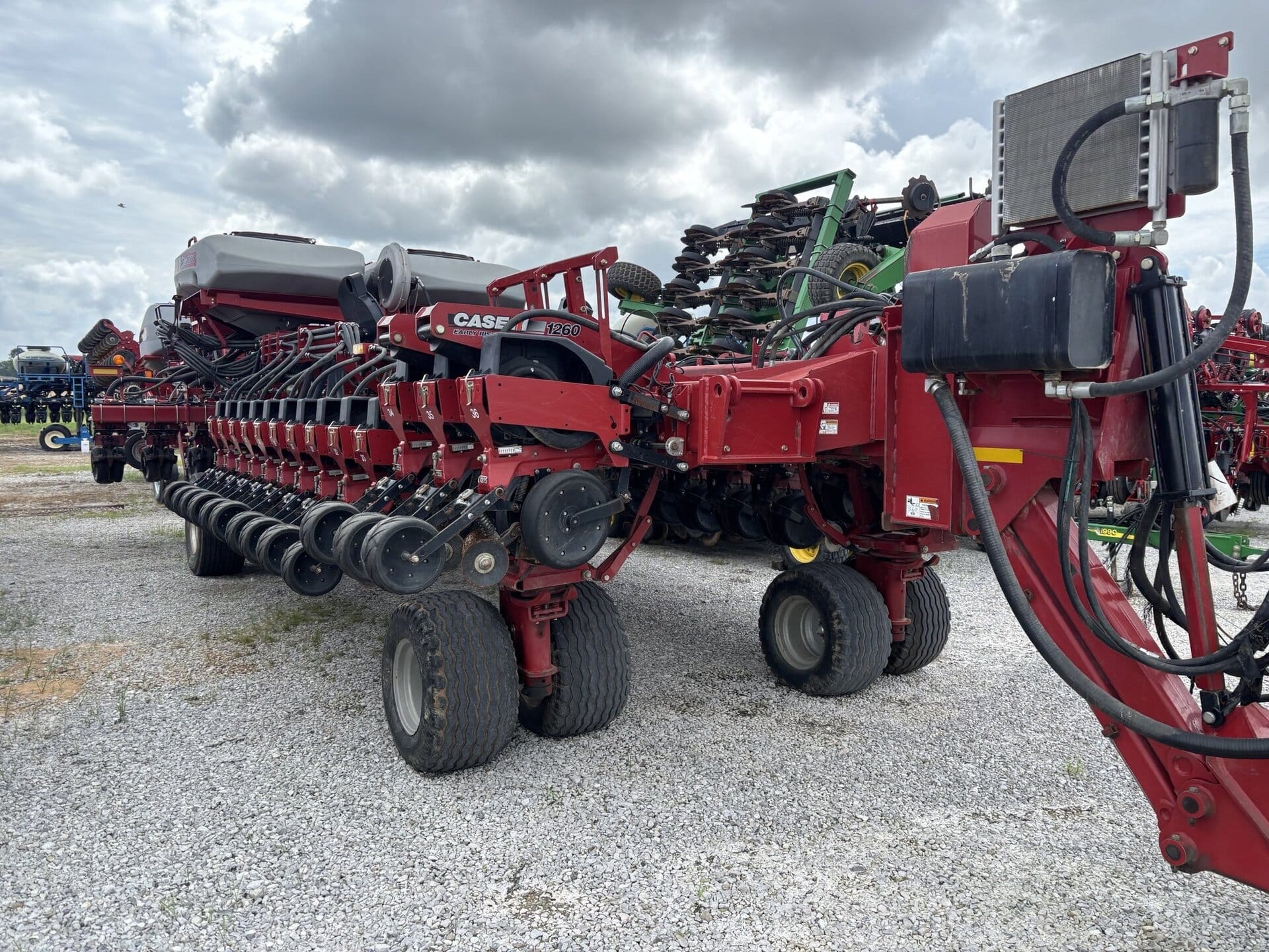 Case IH 1260 Equipment Image0