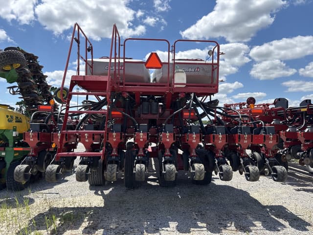 Image of Case IH 1260 equipment image 3