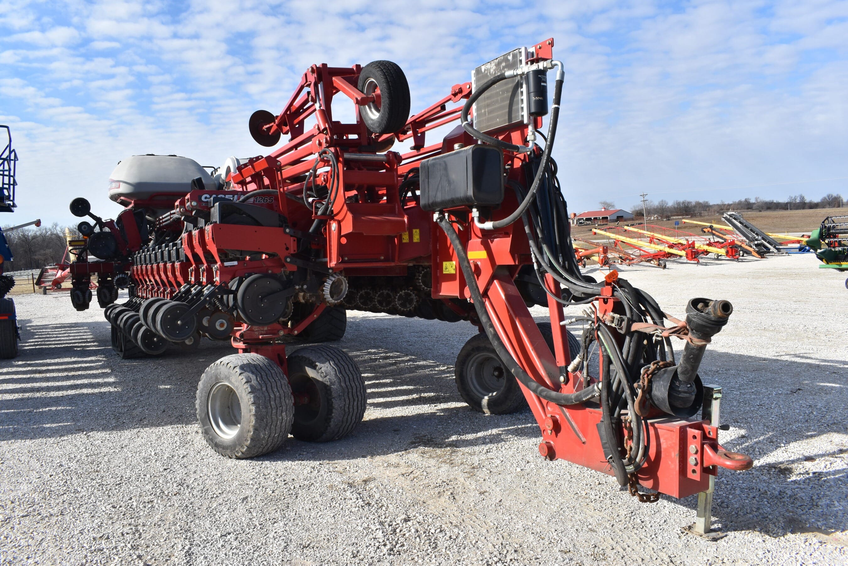 Case IH 1265 Equipment Image0