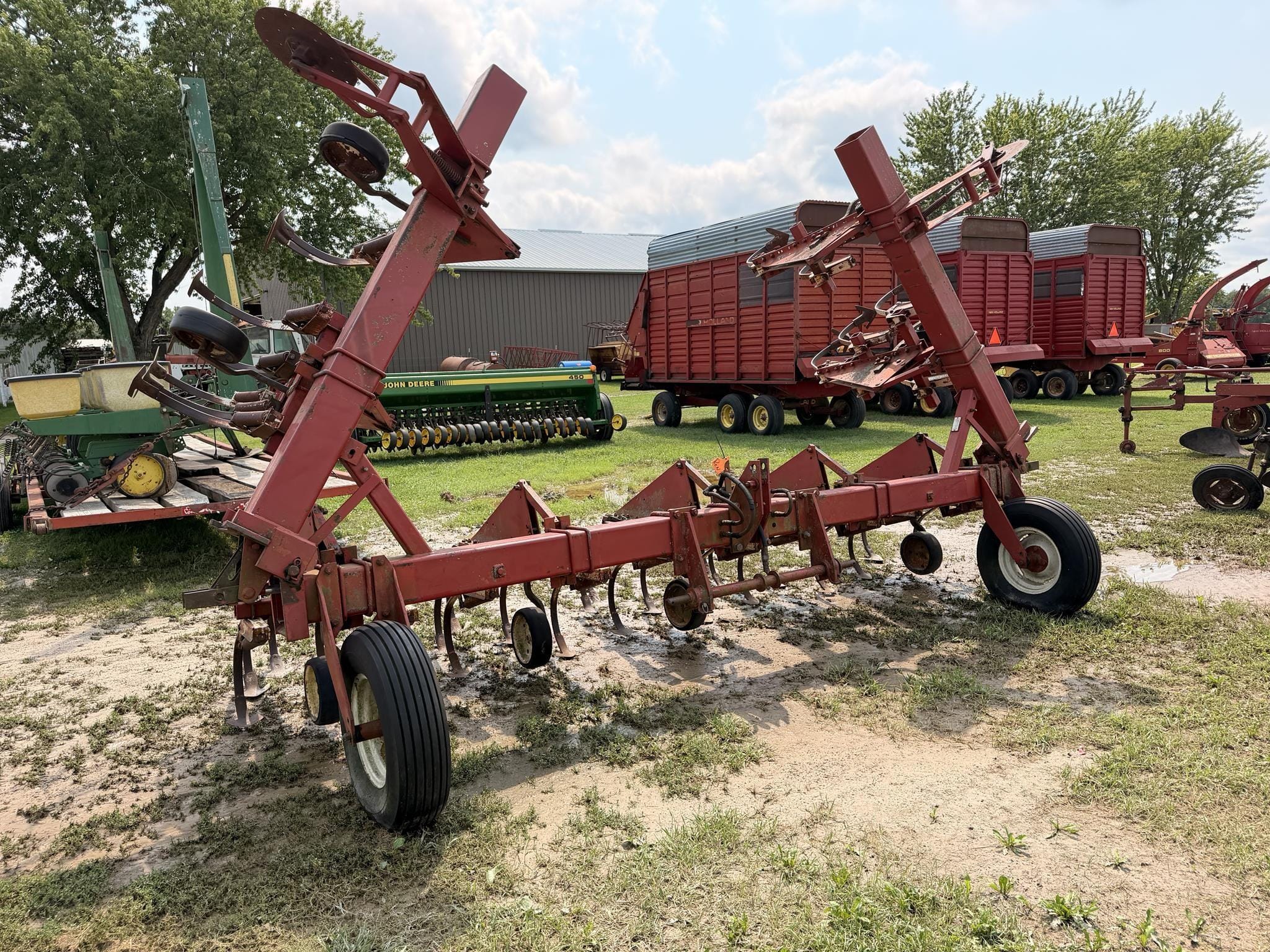 Case IH 133 Equipment Image0