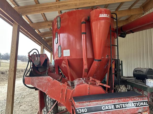 Image of Case IH 1360 equipment image 1