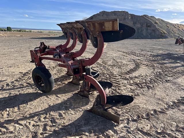 Image of Case IH 145 equipment image 4