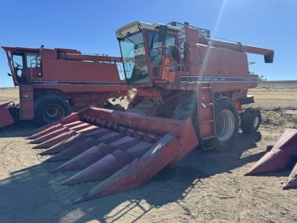 Case IH 1480 Equipment Image0