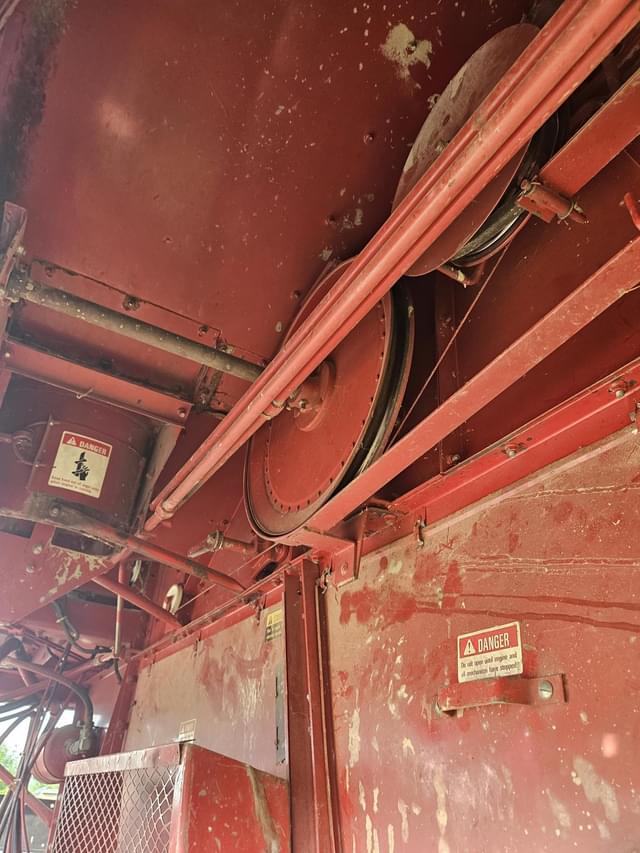 Image of Case IH 1640 equipment image 4