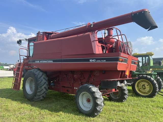 Image of Case IH 1640 equipment image 1