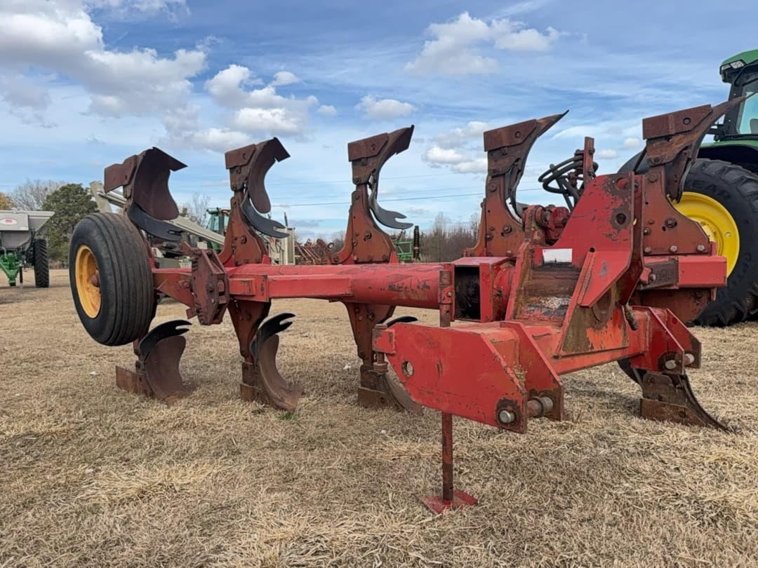Image of Case IH 165 Primary image