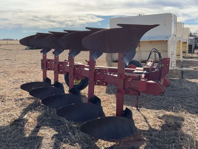 Image of Case IH 165 equipment image 2