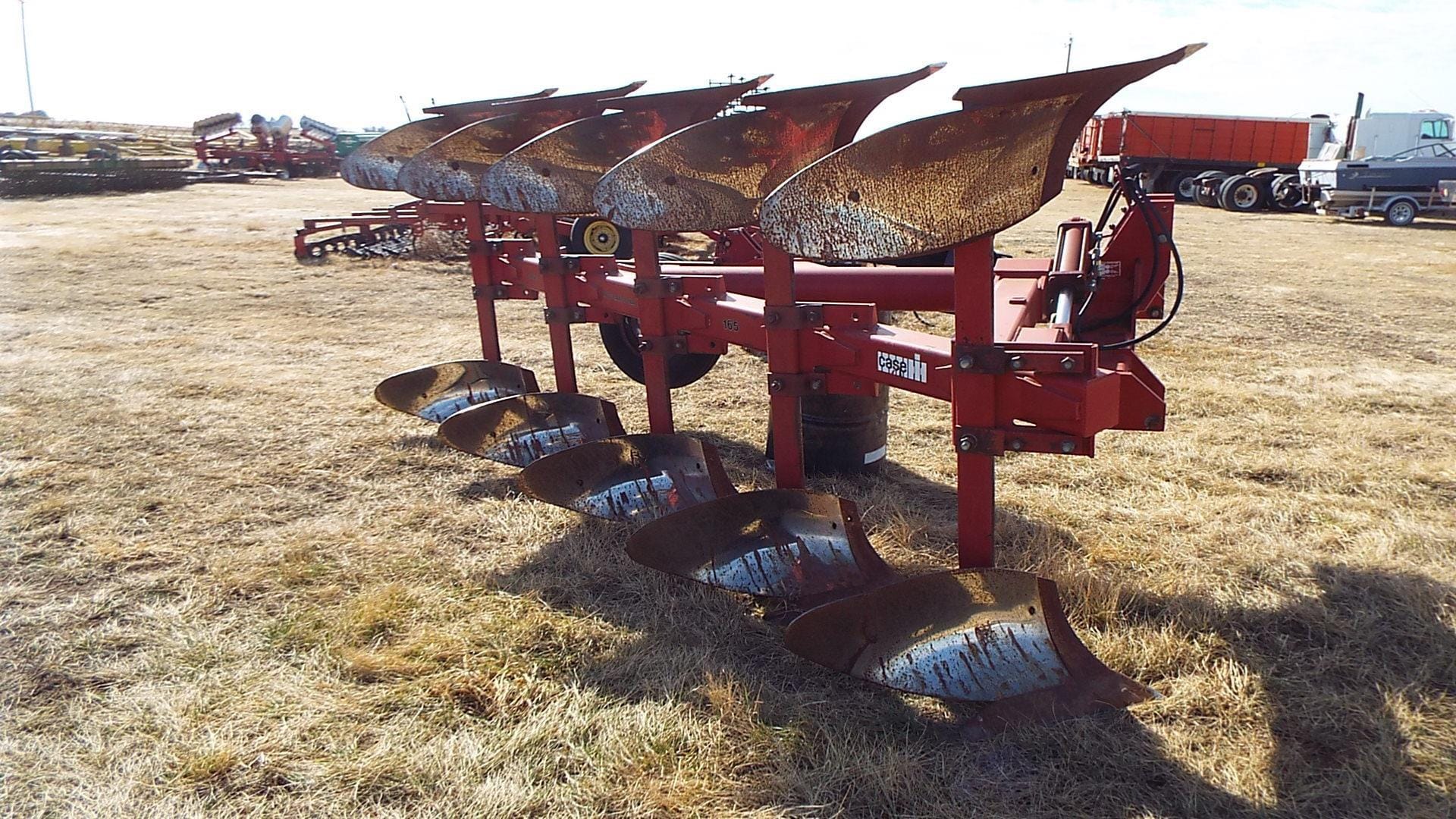 Case IH 165 Equipment Image0