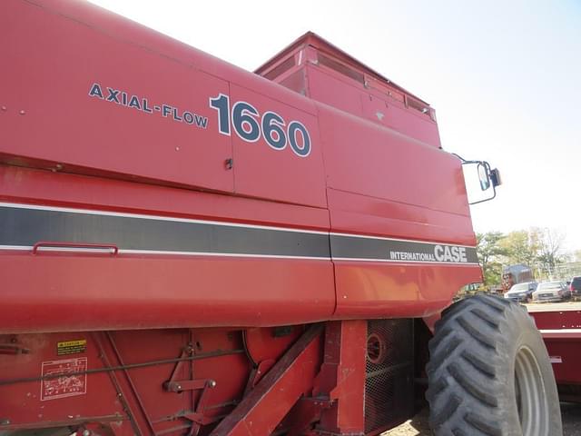 Image of Case IH 1660 equipment image 4