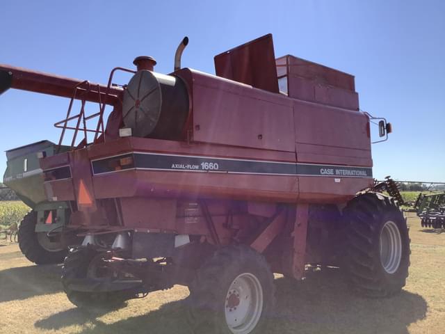 Image of Case IH 1660 equipment image 3