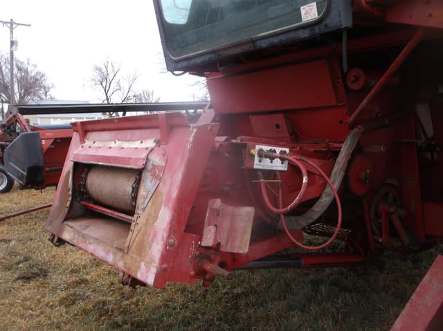 Image of Case IH 1660 equipment image 2