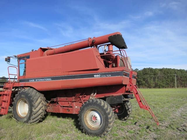 Image of Case IH 1660 equipment image 2