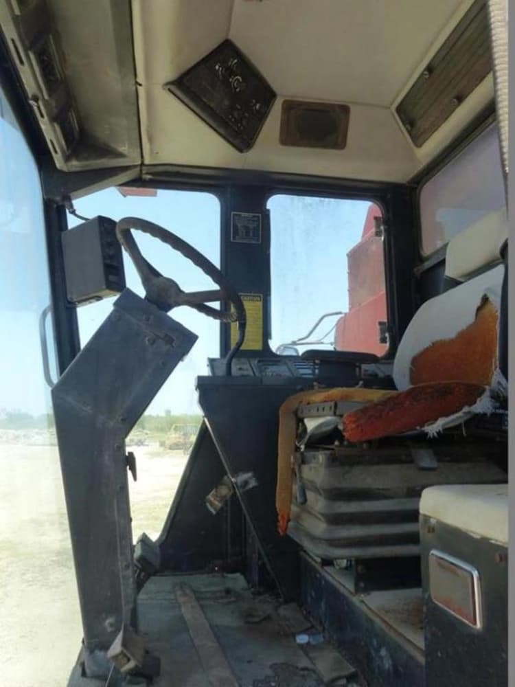 Case IH 1660 Combines Class 5 for Sale | Tractor Zoom