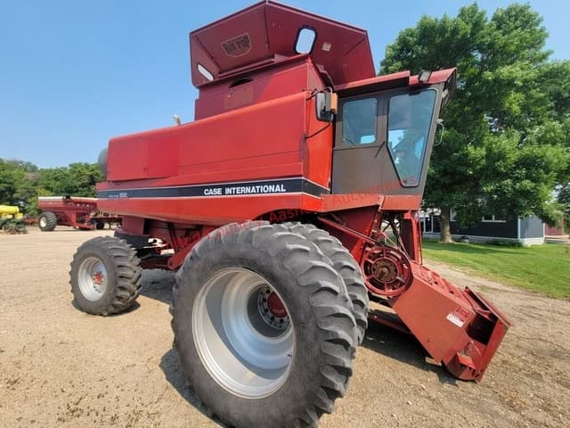 Image of Case IH 1660 equipment image 2