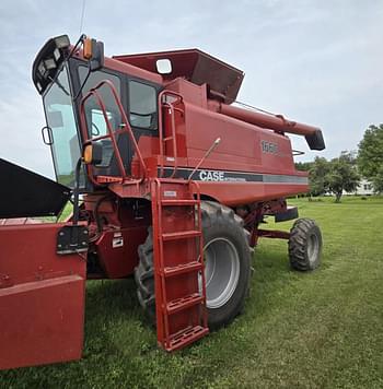 Case IH 1660 Equipment Image0