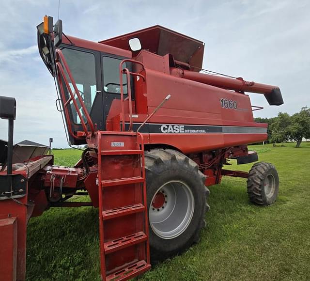 Image of Case IH 1660 equipment image 1