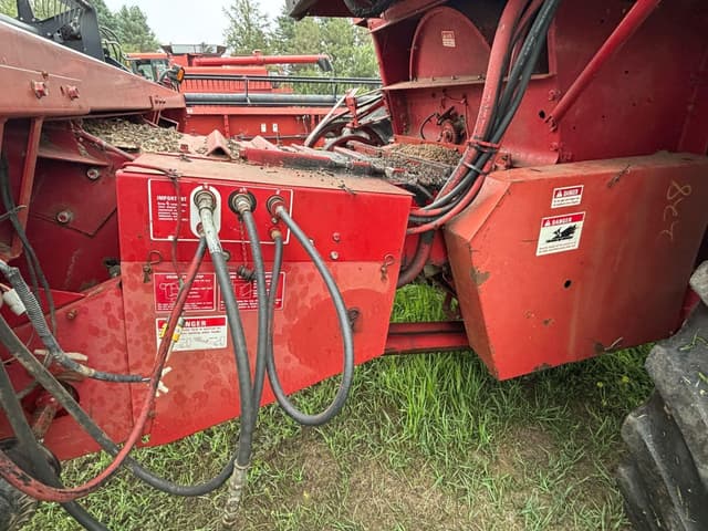 Image of Case IH 1660 equipment image 2