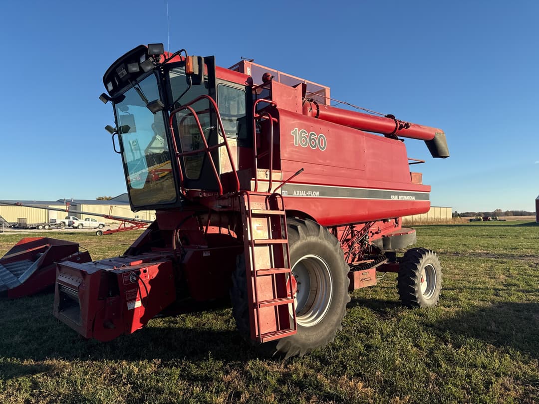 Image of Case IH 1660 Primary image