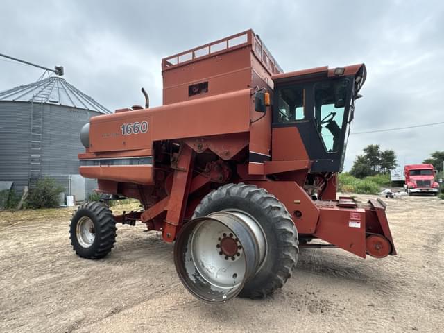Image of Case IH 1660 equipment image 1