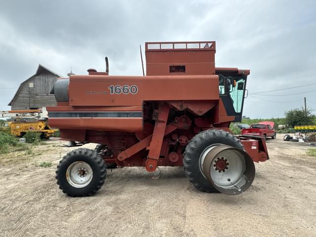 Image of Case IH 1660 equipment image 3