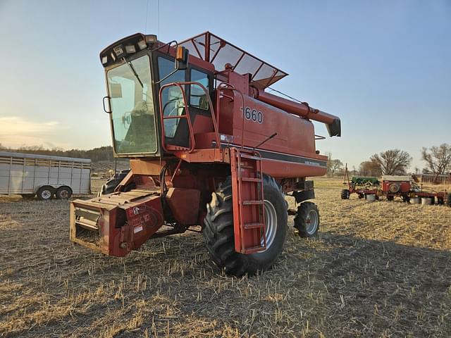 Image of Case IH 1660 equipment image 2
