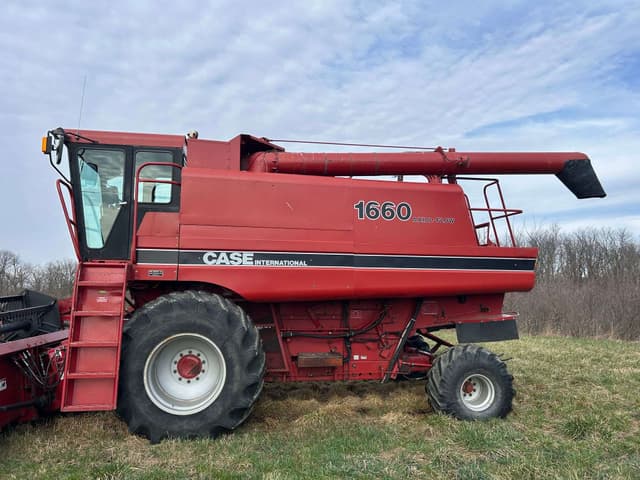 Image of Case IH 1660 equipment image 1
