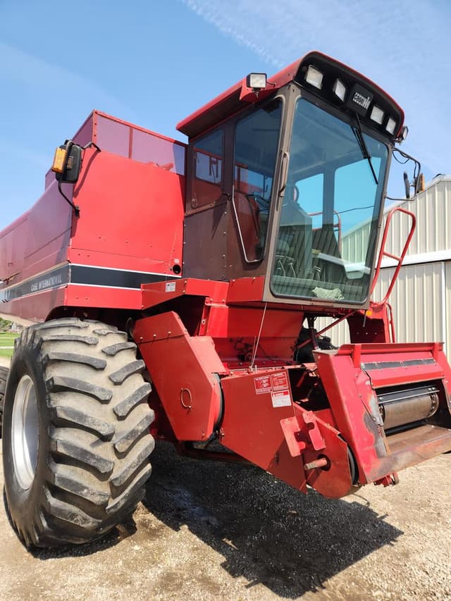 Image of Case IH 1660 equipment image 2