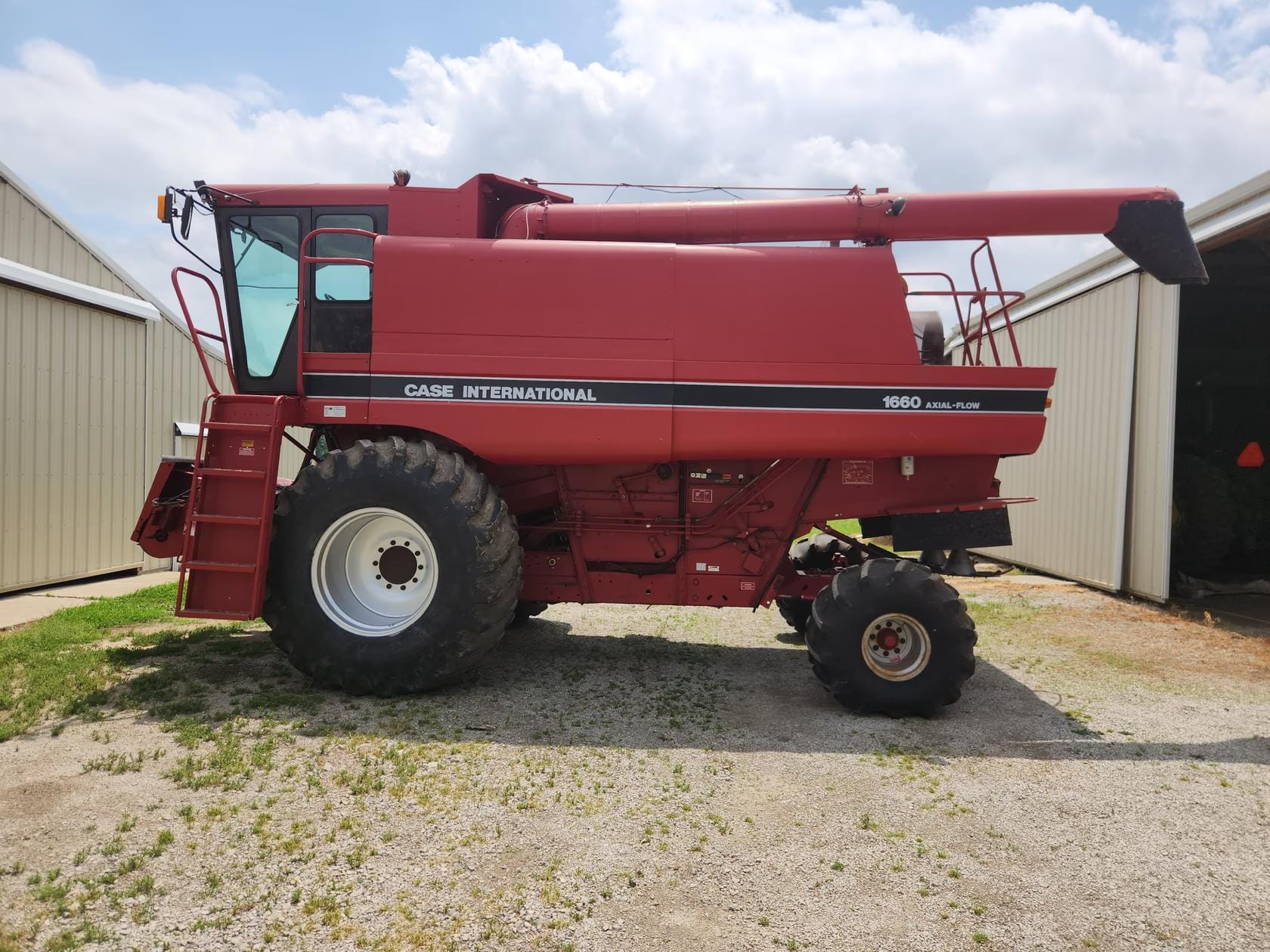 Case IH 1660 Equipment Image0