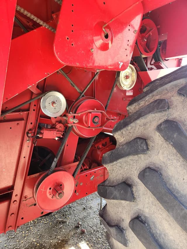 Image of Case IH 1660 equipment image 4