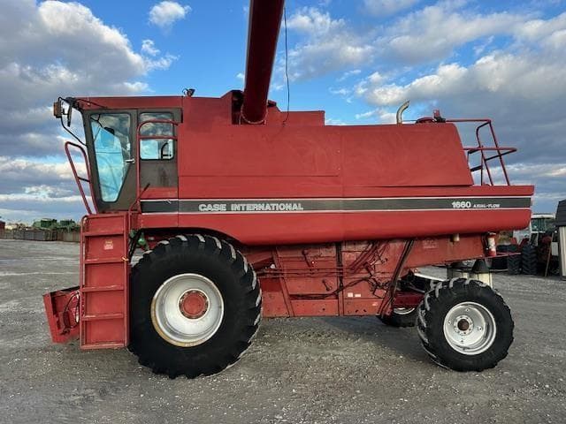 Image of Case IH 1660 equipment image 2