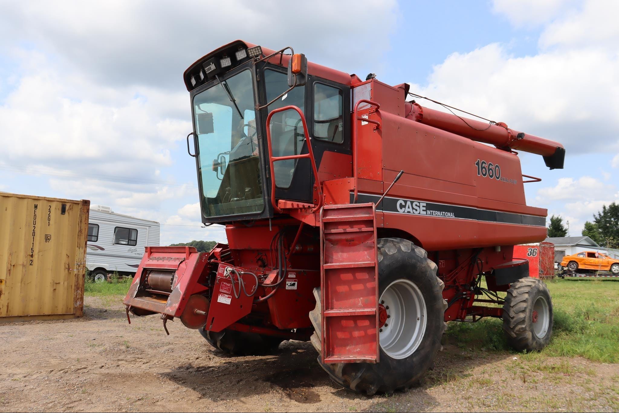 Case IH 1660 Equipment Image0