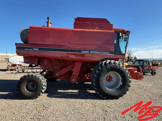 Image of Case IH 1666 equipment image 2
