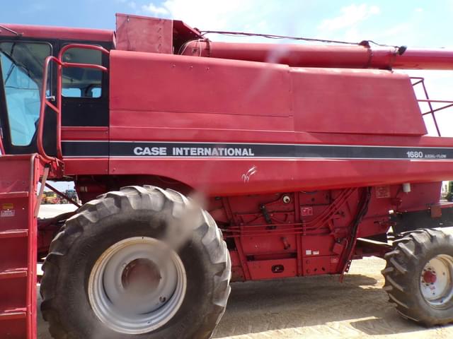 Image of Case IH 1680 equipment image 3