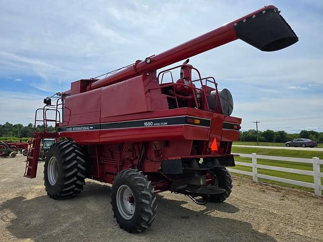 Image of Case IH 1680 equipment image 2