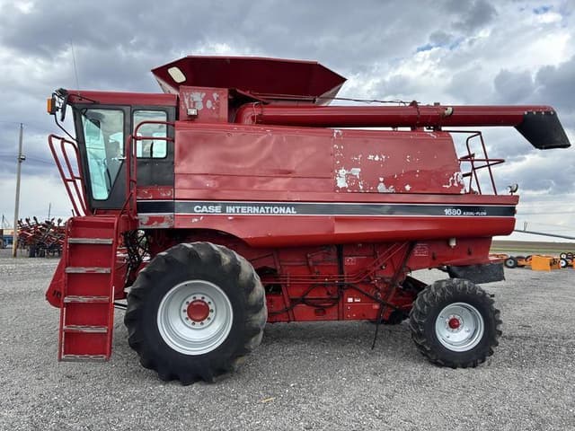 Image of Case IH 1680 equipment image 2