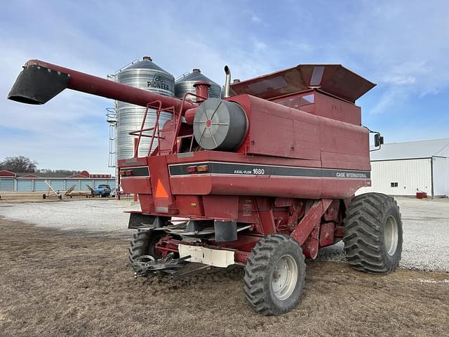 Image of Case IH 1680 equipment image 2