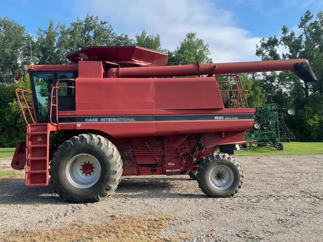 Image of Case IH 1680 equipment image 1