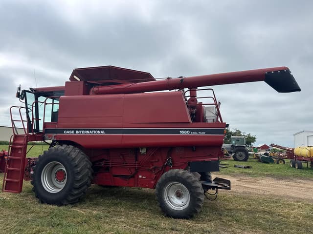 Image of Case IH 1680 equipment image 1