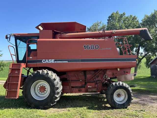 Image of Case IH 1680 equipment image 1